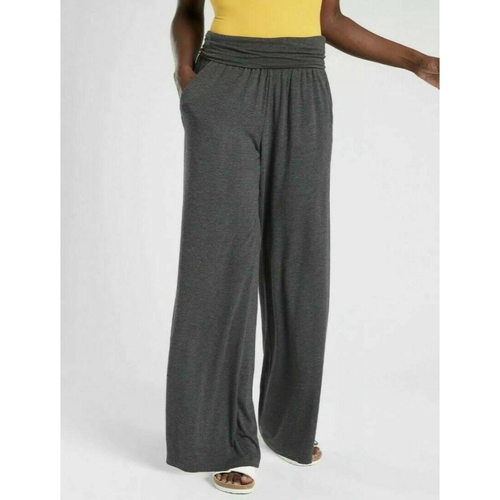 Athleta studio wide leg pant in charcoal gray